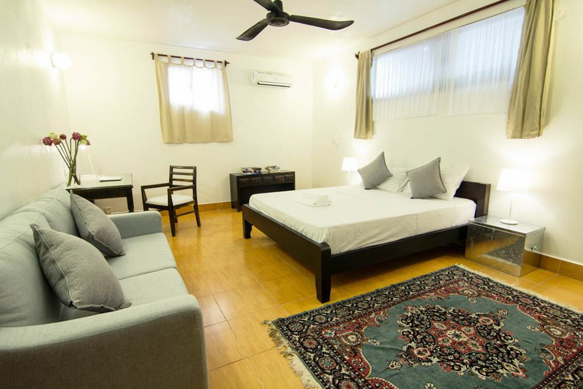 Yk Art House Hotel Phnom Penh Luaran gambar